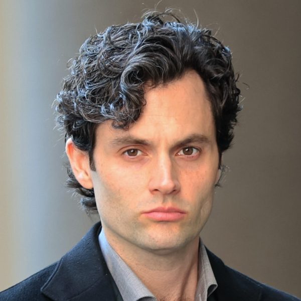 Penn Badgley’s Hair: Short Curly Style With Soft Quiff