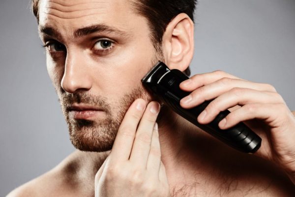 Wet Shaving vs. Dry Shaving: Which One is Better for You?